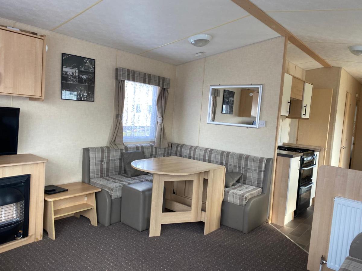 3 Bedroom 8 Berth Standard Basic Caravans With Hot Tub,Mountain Bikes Tattershall Exterior foto